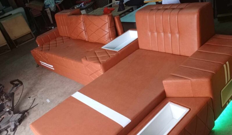 
Furniture full									