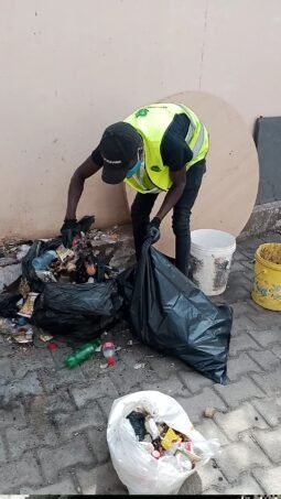 
Waste collection services full									