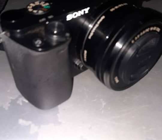 
Used Camera Juba Sony full									