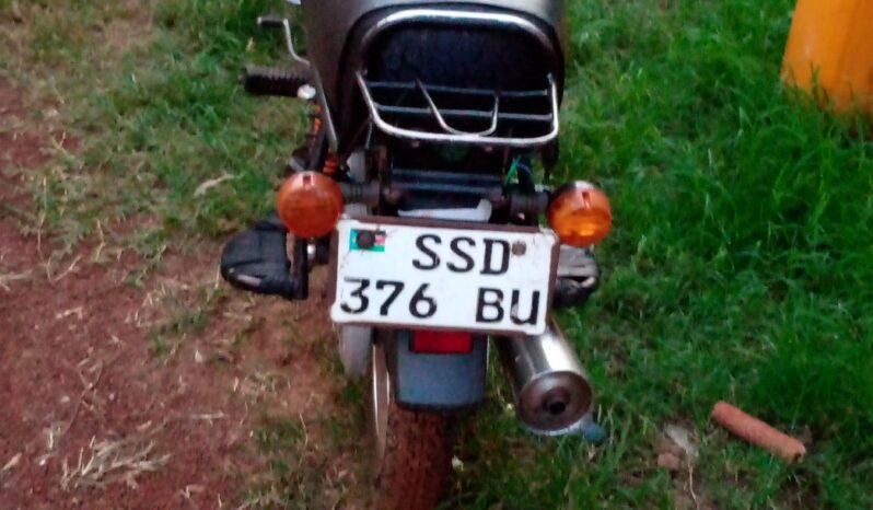 
Used Bajaj Torit full									
