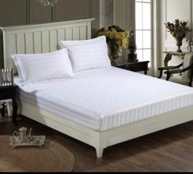 5×6 – White stripped bedsheets