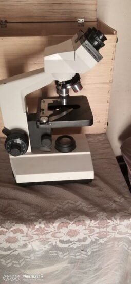 
Used microscope juba Central equatoria state, konyokonyo mkt microscope full									